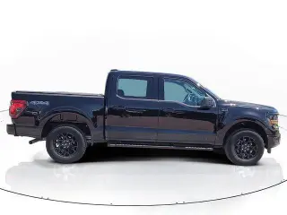 Ford F-150 2025 4x4 XLT Cabina doble 4 puertas SuperCrew 5.5 pies. SB