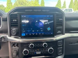 Ford F-150 2022 4x4 Lariat 4p SuperCrew 5.5 ft. SB