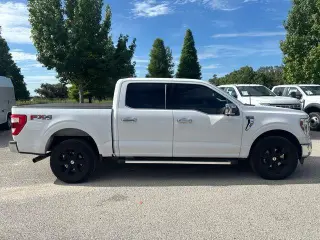 Ford F-150 2022 4x4 Lariat 4p SuperCrew 5.5 ft. SB