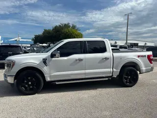 Ford F-150 2022 4x4 Lariat 4p SuperCrew 5.5 ft. SB