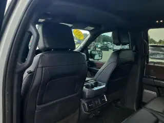 Ford F-150 2023 4x4 Lariat 4p SuperCrew 5.5 ft. CB