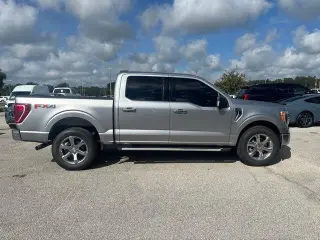 Ford F-150 2022 4x4 XLT 4p SuperCrew 6.5 pies SB