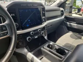 Ford F-150 2023 4x4 XLT 4p SuperCrew 5.5 ft. SB