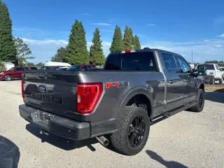 Ford F-150 2022 4x4 XLT 4p SuperCrew 5.5 ft. SB