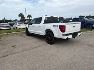 Ford F-150 2024 4x4 XLT 4p SuperCrew 6.5 ft. SB