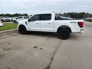 Ford F-150 2024 4x4 XLT 4p SuperCrew 6.5 ft. SB
