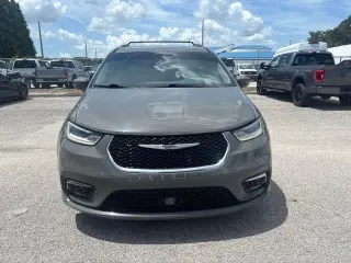 Chrysler Pacifica 2021 Touring L 4p Mini-Van