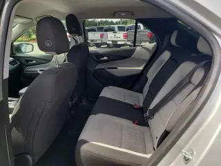 Chevrolet Equinox 2022 LS 4p SUV con 1 fila de asientos
