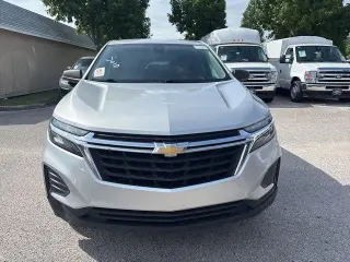 Chevrolet Equinox 2022 LS 4p SUV con 1 fila de asientos