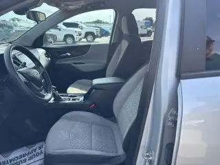 Chevrolet Equinox 2022 LS 4p SUV con 1 fila de asientos