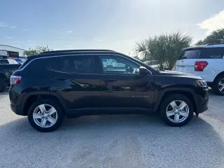 Jeep Compass 2022 Latitude 4p SUV