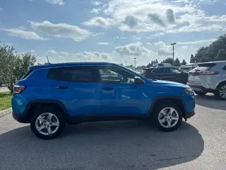 Jeep Compass 2023 4x4 Deportivo 4 puertas SUV