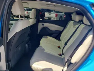 Ford Mustang Mach-E 2023 Premium 4p SUV