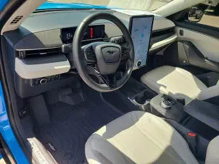 Ford Mustang Mach-E 2023 Premium 4p SUV