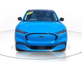 Ford Mustang Mach-E 2023 Premium 4p SUV