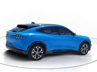 Ford Mustang Mach-E 2023 Premium 4p SUV
