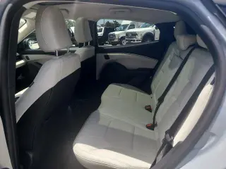 Ford Mustang Mach-E 2025 Premium 4p SUV