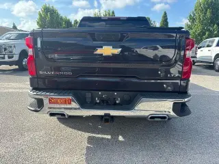 Chevrolet Silverado 1500 2023 4x4 LTZ 4p Crew Cab 5.8 ft. SB