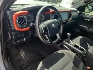 Toyota Tacoma 2020 4x2 TRD Sport 4p Doble Cabina Extendida 5.0 ft CB