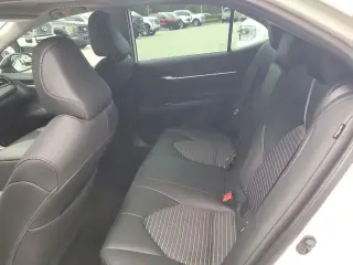 Toyota Camry 2024 SE 4p Sedan