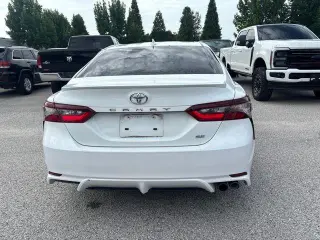 Toyota Camry 2024 SE 4p Sedan