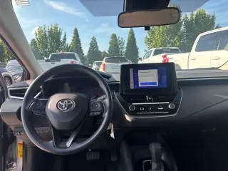 Toyota Corolla 2024 LE 4p Sedan