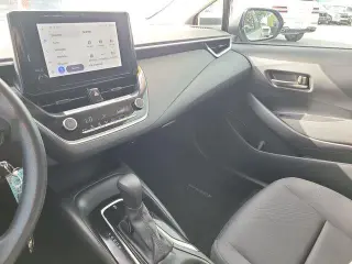 Toyota Corolla 2024 LE 4p Sedan