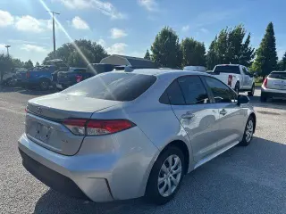 Toyota Corolla 2024 LE 4p Sedan