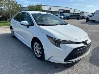 Toyota Corolla 2024 LE 4p Sedan