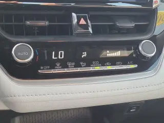 Toyota Corolla 2024 SE 4dr Sedan