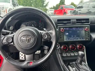 Toyota GR86 2022 Premium 2p Coupe 6A