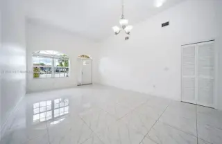 3 Bedroom 2Bath in westchester