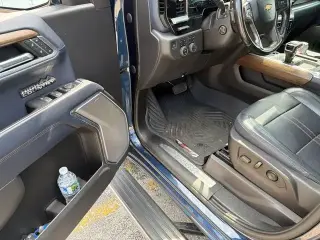 Chevrolet Silverado 1500 2022 4x4 High Country 4 puertas Cabina Crew 5.8 pies. SB