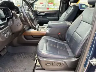 Chevrolet Silverado 1500 2022 4x4 High Country 4 puertas Cabina Crew 5.8 pies. SB