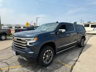 Chevrolet Silverado 1500 2022 4x4 High Country 4 puertas Cabina Crew 5.8 pies. SB