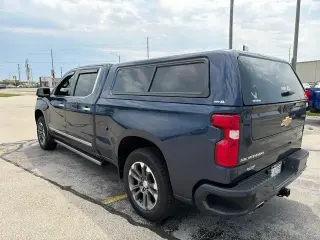 Chevrolet Silverado 1500 2022 4x4 High Country 4 puertas Cabina Crew 5.8 pies. SB