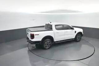 Ford Ranger 2024 4x4 Lariat 4 puertas SuperCrew 5.0 ft. SB