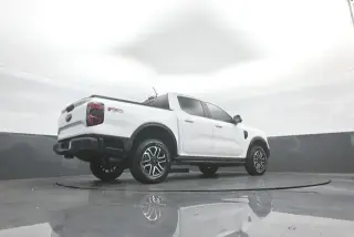 Ford Ranger 2024 4x4 Lariat 4 puertas SuperCrew 5.0 ft. SB