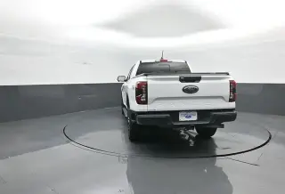 Ford Ranger 2024 4x4 Lariat 4 puertas SuperCrew 5.0 ft. SB