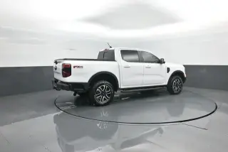 Ford Ranger 2024 4x4 Lariat 4 puertas SuperCrew 5.0 ft. SB