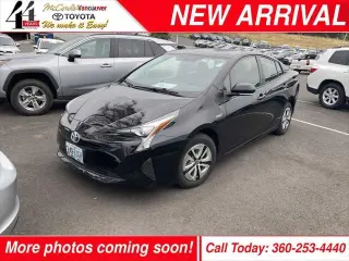 Toyota Prius 2016 Hatchback de 4 puertas, 2 filas