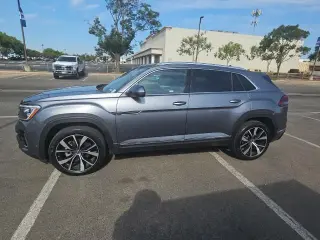 Volkswagen Atlas Cross Sport 2024 AWD SEL Premium R-Line 4Motion 4p SUV