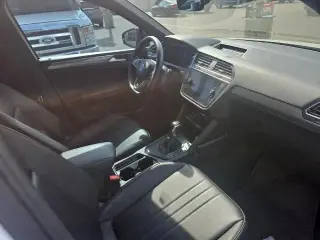 Volkswagen Tiguan 2022 SE R-Line Negro 4p SUV