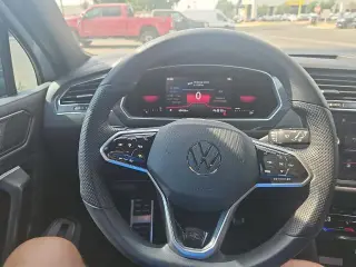 Volkswagen Tiguan 2022 SE R-Line Negro 4p SUV