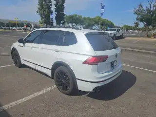 Volkswagen Tiguan 2022 SE R-Line Negro 4p SUV