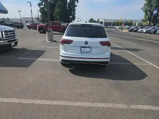 Volkswagen Tiguan 2022 SE R-Line Negro 4p SUV