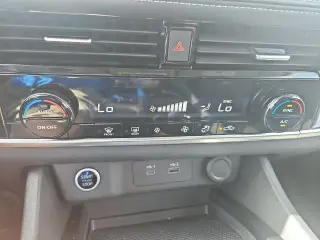 Nissan Rogue 2022 AWD SV 4dr Crossover