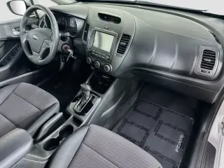 Kia Forte 2018 LX 4p Sedan 6A