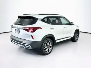 Kia Seltos 2023 AWD SX 4p SUV