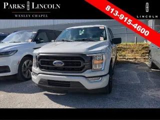 Ford F-150 2023 4x2 XLT 4 puertas SuperCrew 5.5 pies. SB